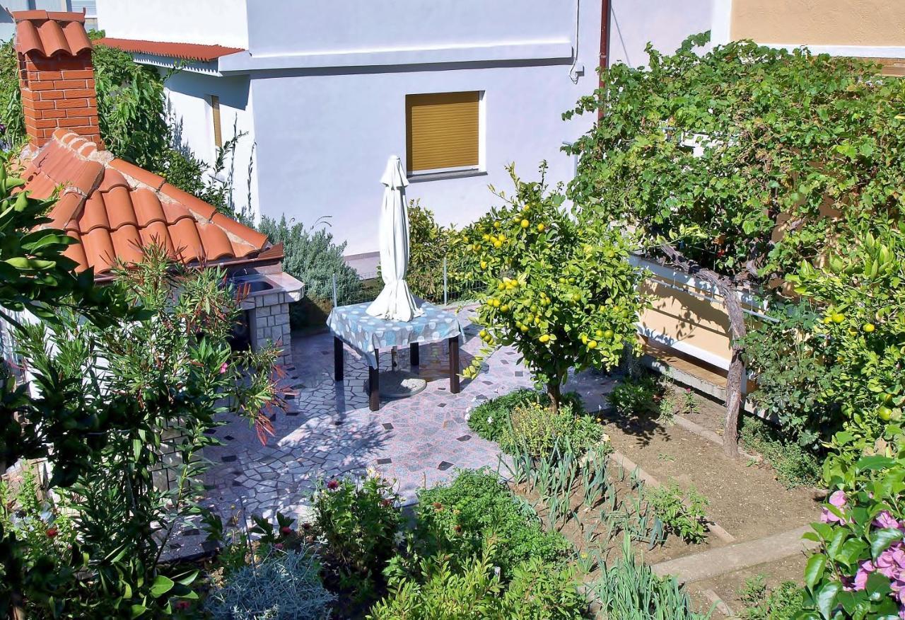Jaska Anica Apartments Supetarska Draga Dış mekan fotoğraf